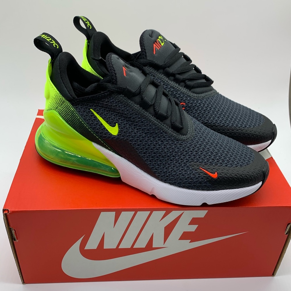 Nike Air Max 270 Shoes Youth Sizes - Picture 2 of 7